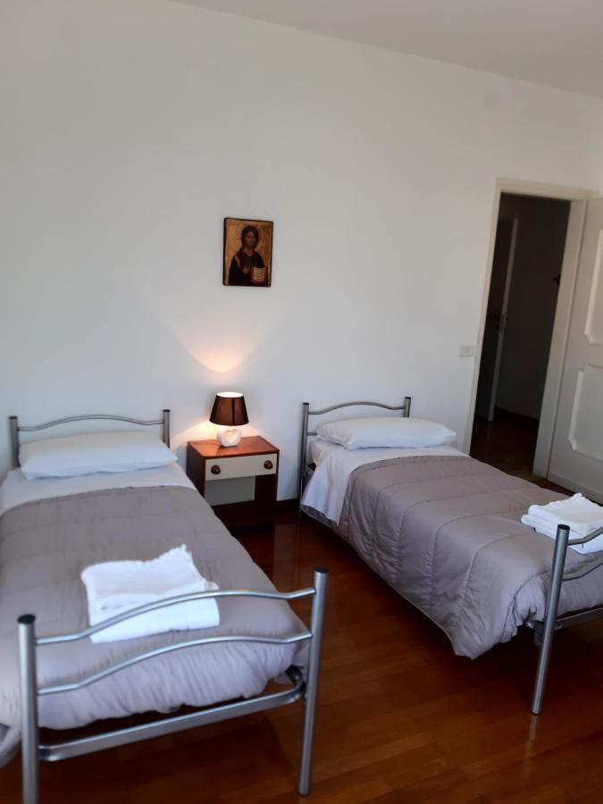 Easyroom Piovene Rocchette Εξωτερικό φωτογραφία