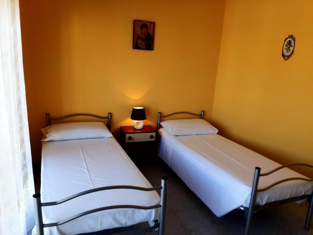 Easyroom Piovene Rocchette Εξωτερικό φωτογραφία